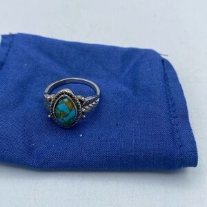 Women’s blue copper turquoise color silvertone ring w/ leaf design  sz 9.5